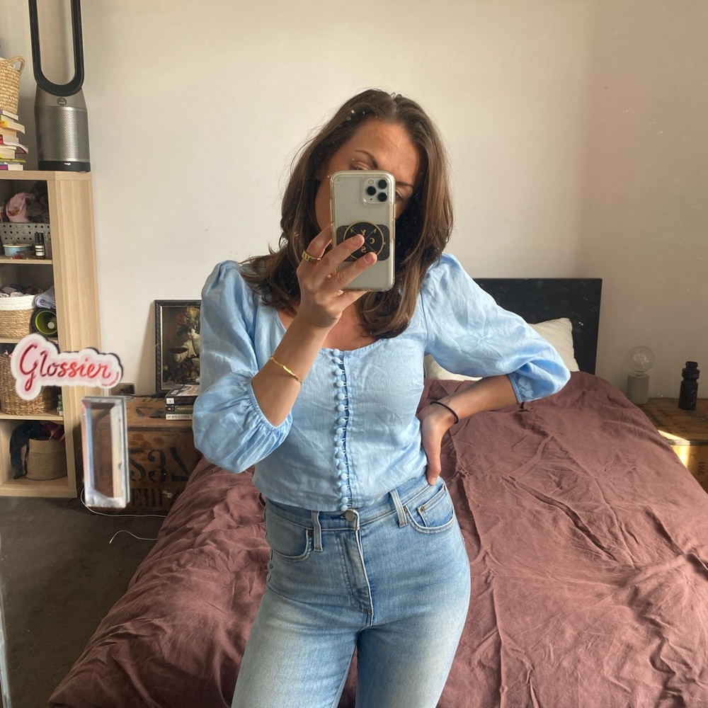 Baby blue linen Aere button-up top. Lightweight linen. Designed in Sydney. - Picture 1 of 2